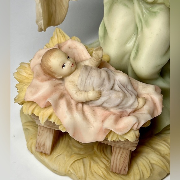 Seraphim Classics, Angel -  Francisca, "Loving Guardian" - Picture 3 of 4